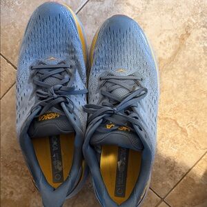 Hoka Men's Clifton 8 sneakers
